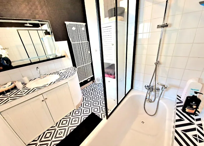 Maison Richelieu 펜션 Bram